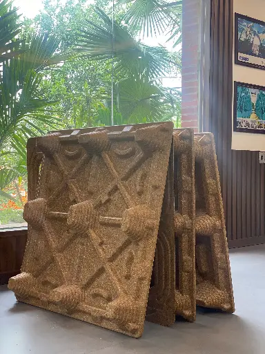 Pallet gỗ nén có giá đỡ
